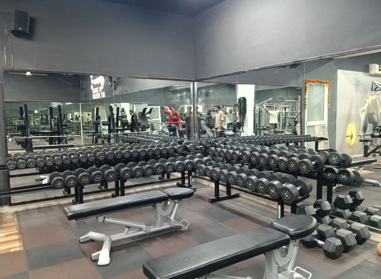 Group Classes - Spacious studio for yoga and group workouts